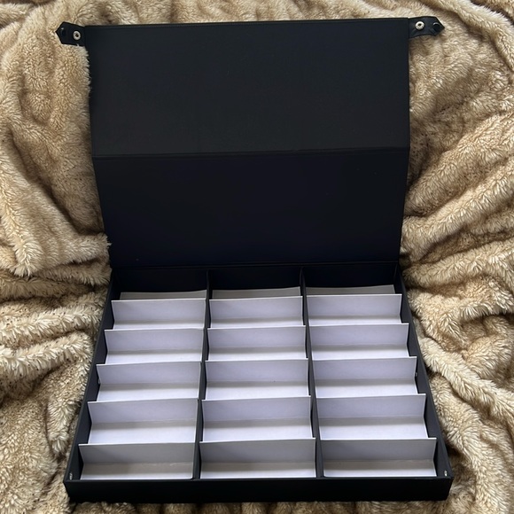 COPY - Glasses or Sunglasses holder - Picture 2 of 5